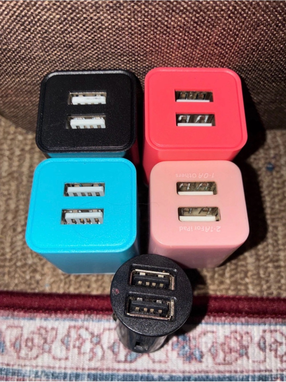4 USB power adaptor charging plug cubs & 1 car charger